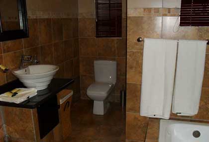 Suikerbosrand Accommodation - The Village Guest House
